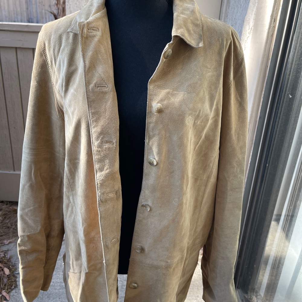Women’s Tan Jacket